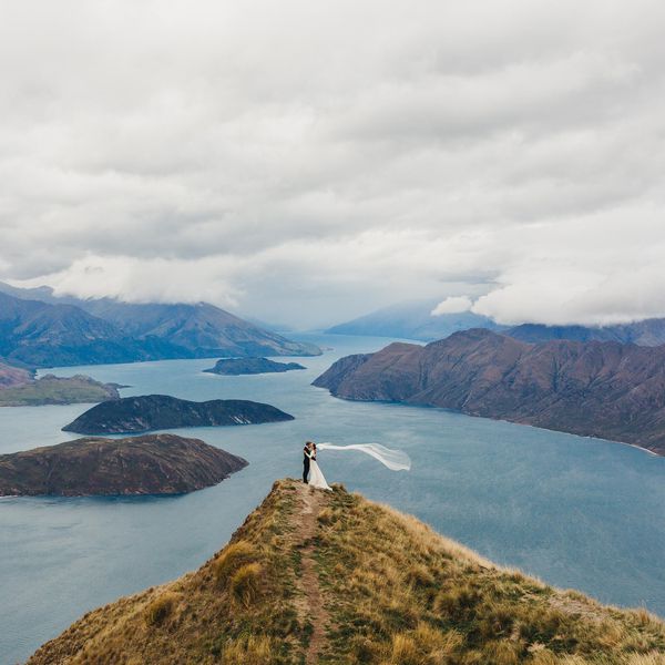 悬崖上拍摄史诗