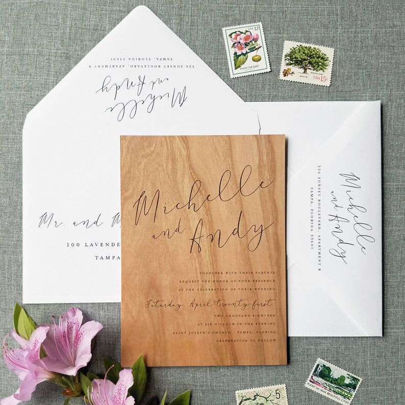 蟋蟀印刷真正的木材婚礼邀请