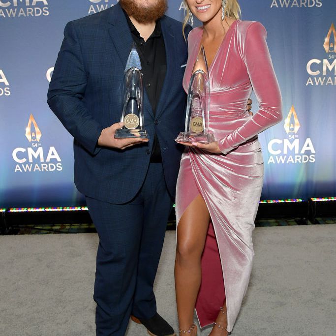 卢克·库姆斯和妮可·霍金