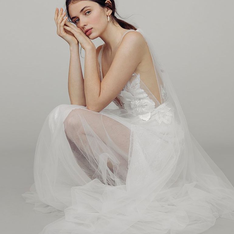 结婚礼服”class=