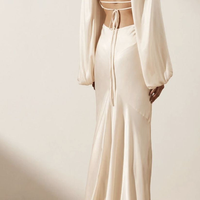 修纳人快乐衣服