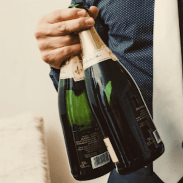 香槟只有俱乐部