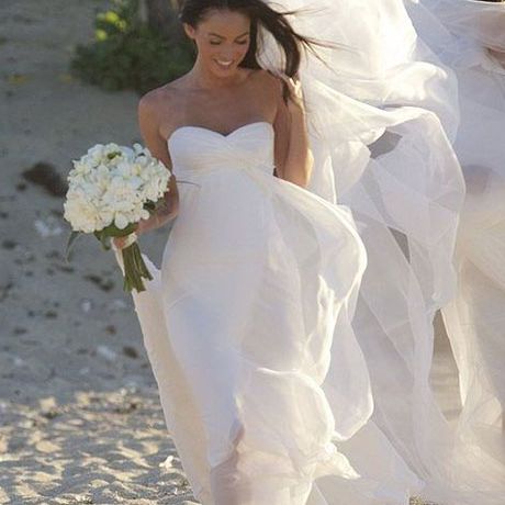 2010年，梅根·福克斯与布莱恩·奥斯汀·格林在阿玛尼Prive结婚