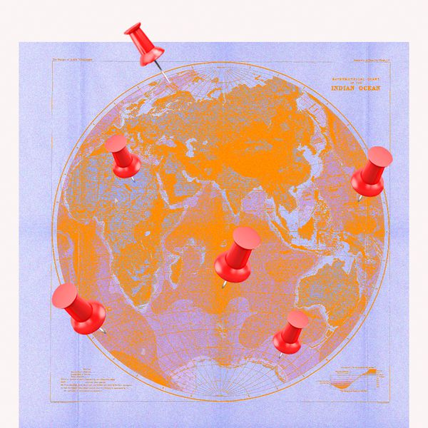 地球仪上的图钉