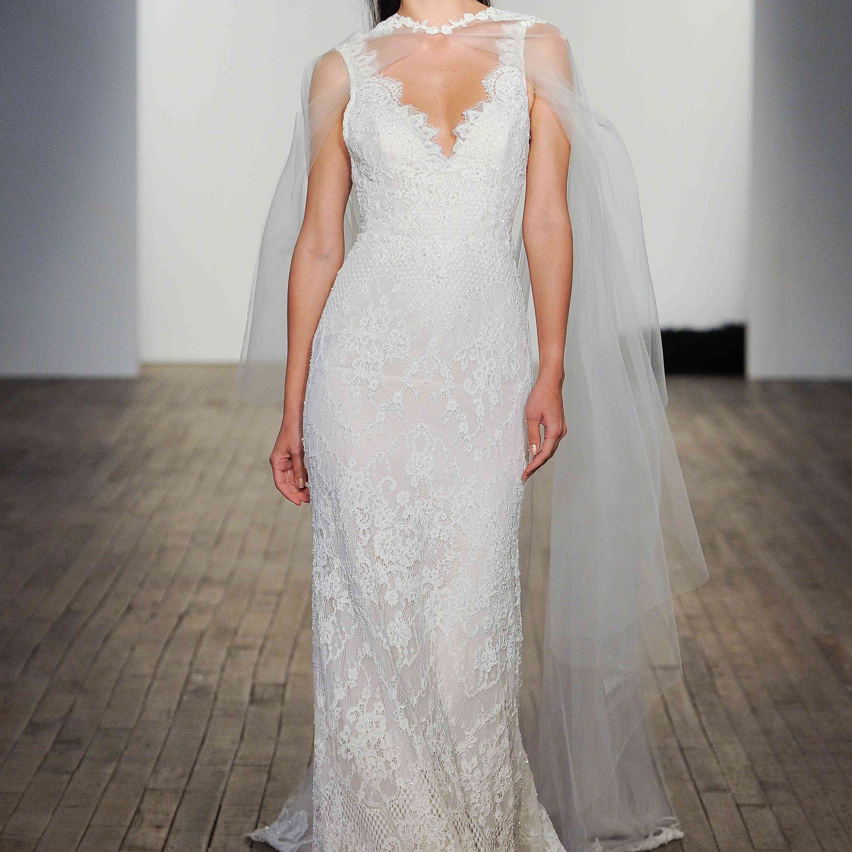 Emmeline无袖小号婚纱礼服