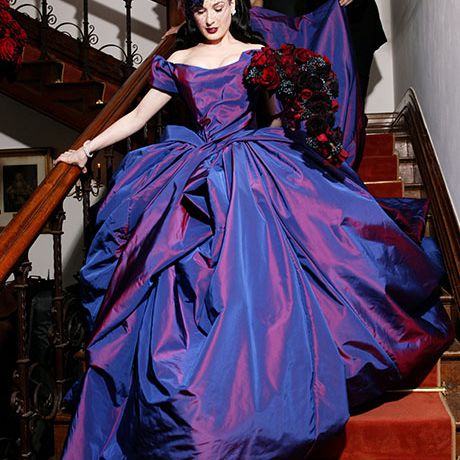 2005年，蒂塔·冯·提斯在薇薇恩·韦斯特伍德嫁给了玛丽莲·曼森