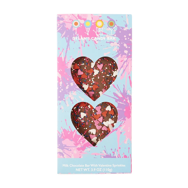 撒上爱的情人节牛奶巧克力酒吧