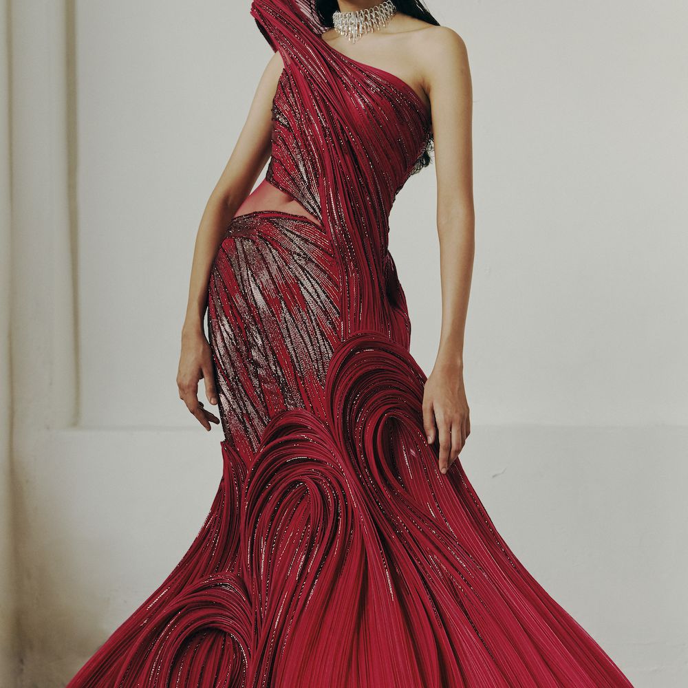 红色lehenga＂class=