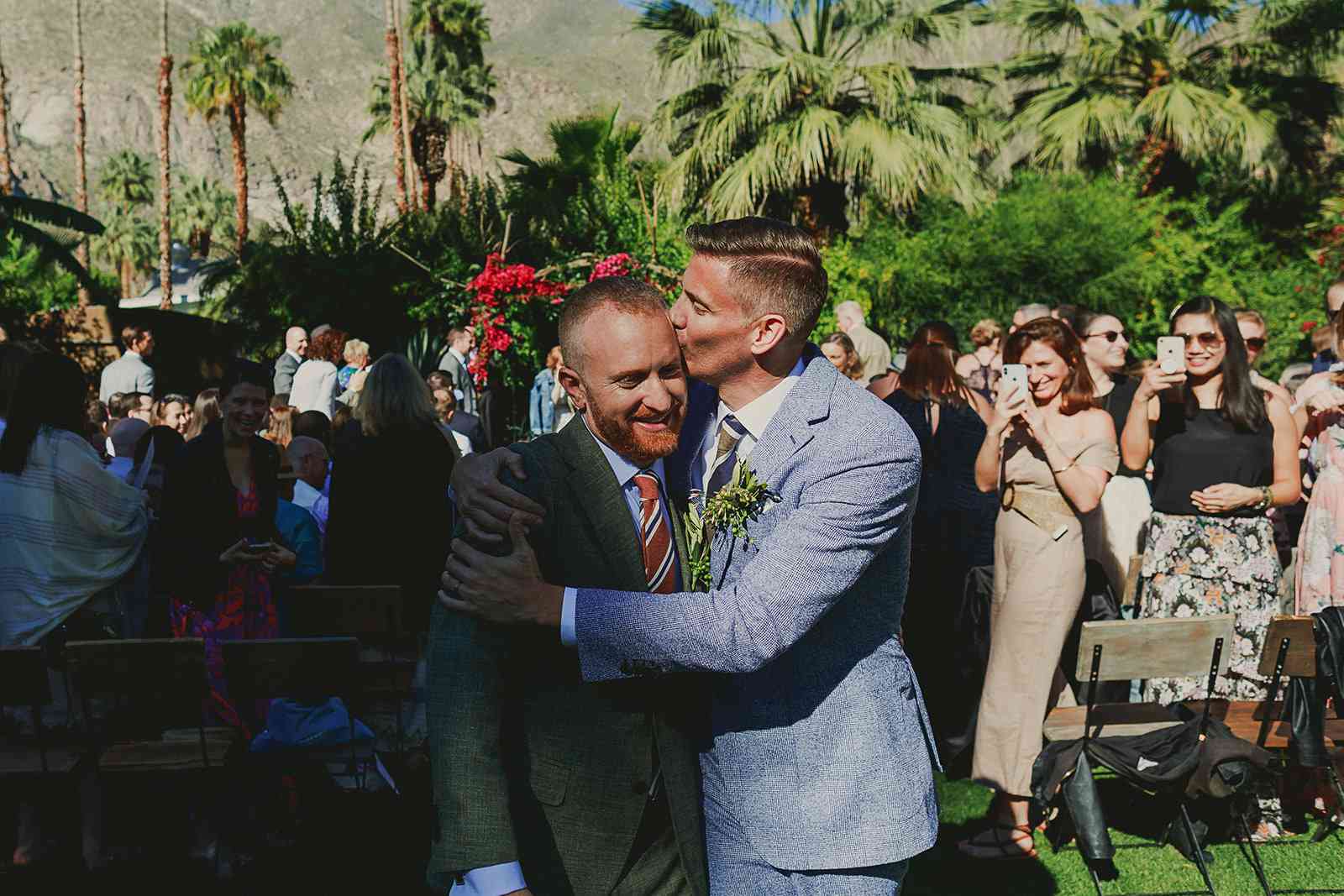 新婚夫妇离开仪式