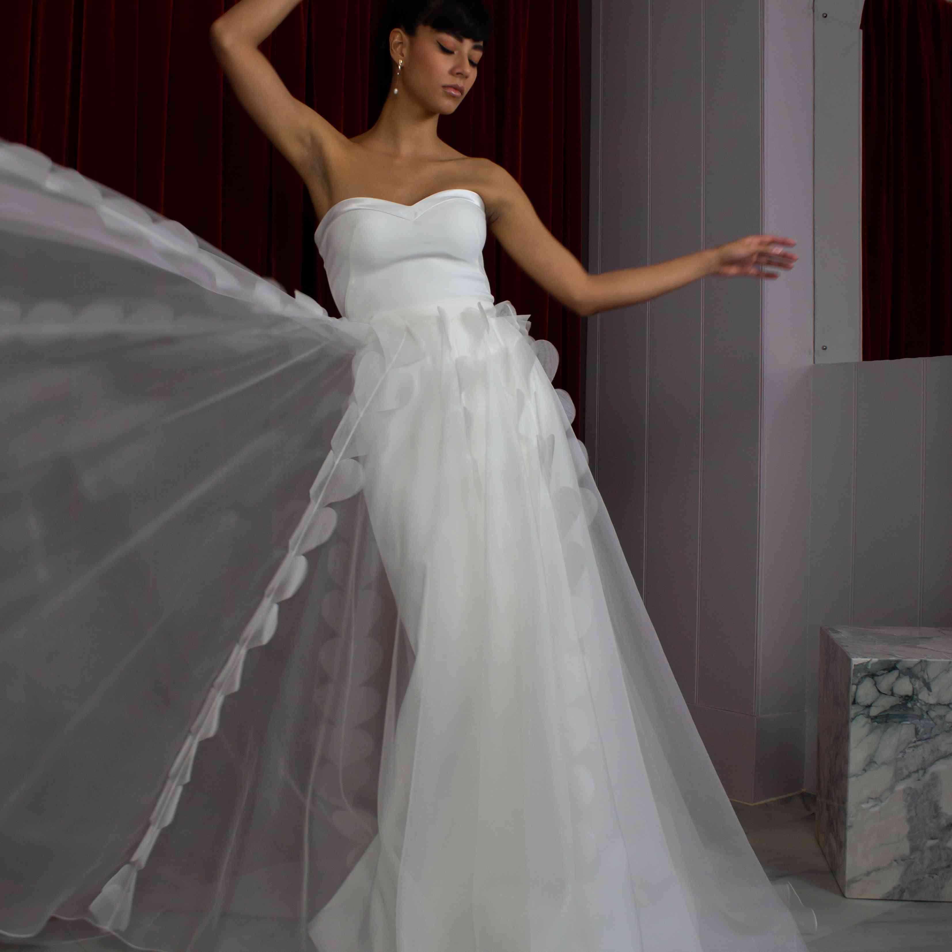 婚纱礼服
