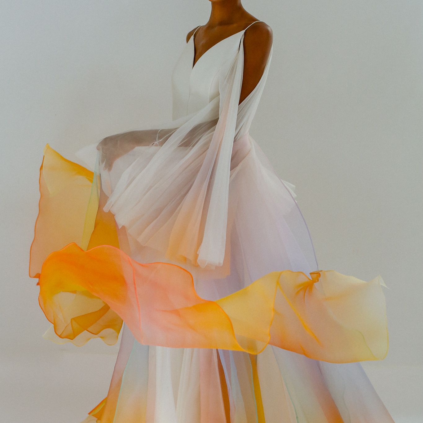 德莱恩马歇尔的婚纱礼服“class=