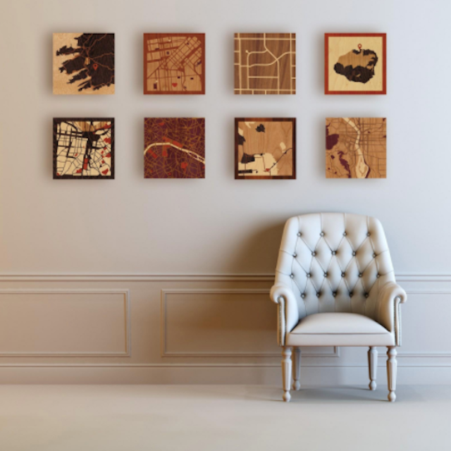 定制的木材镶嵌地图