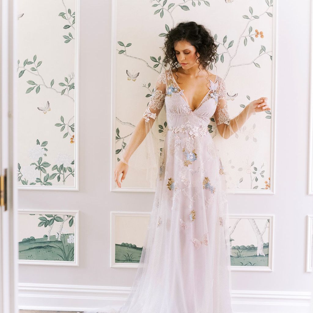 克莱尔·佩蒂伯恩的婚纱