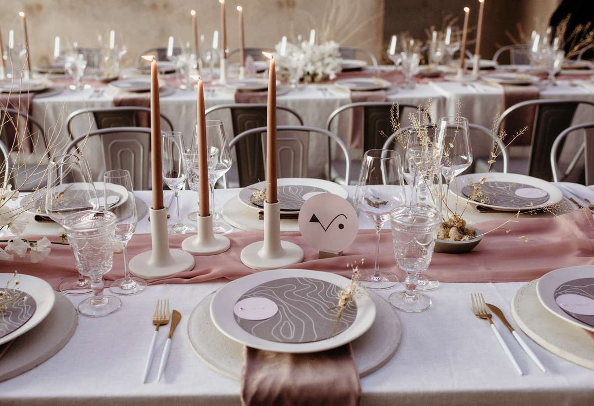 简单的婚礼中心