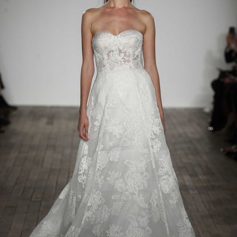 Anne Barge设计的婚纱