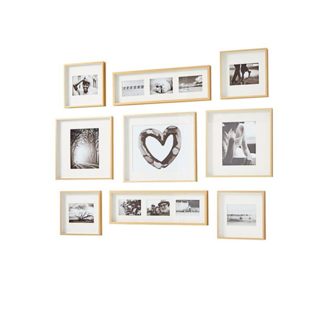 拉丝黄铜画框画廊设置