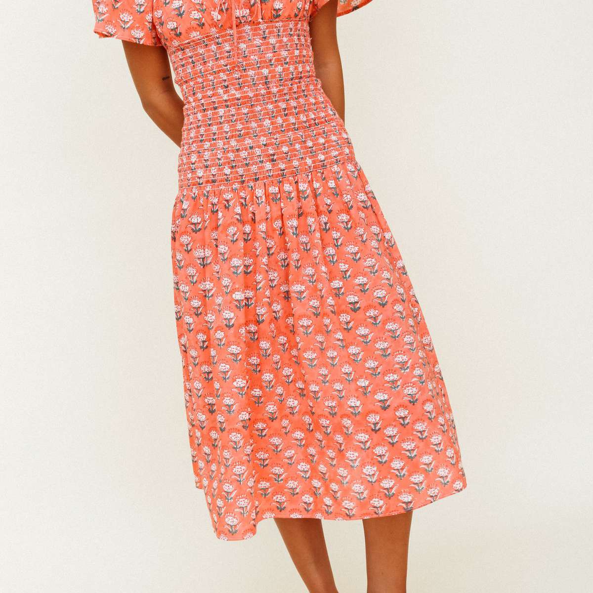 Ciao Lucia Chiara连衣裙珊瑚花块印花395美元