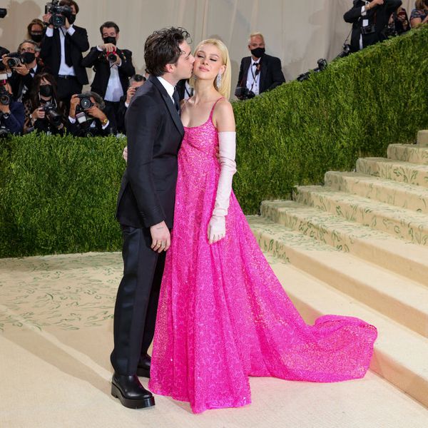 布鲁克林·贝克汉姆和尼古拉·佩尔茨