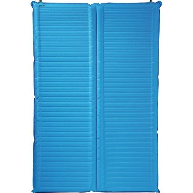 露营者Duo睡觉垫从休息室