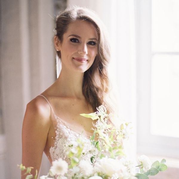 头发稀疏的新娘