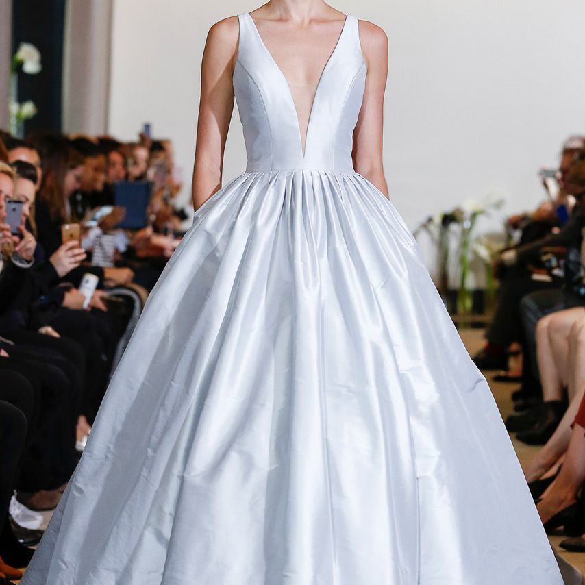 8970款贾斯汀·亚历山大婚纱