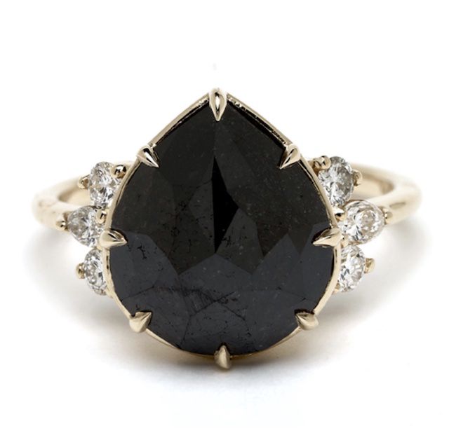 梨形玫瑰切割黑色钻石订婚戒指188bet官网88bet官网