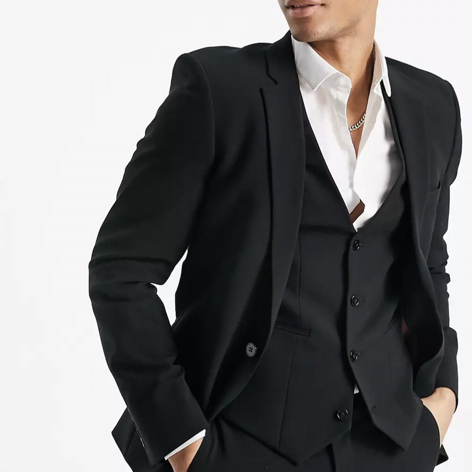 黑色西服
