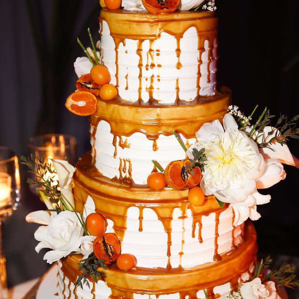 极简主义加州婚礼，焦糖奶油婚礼蛋糕