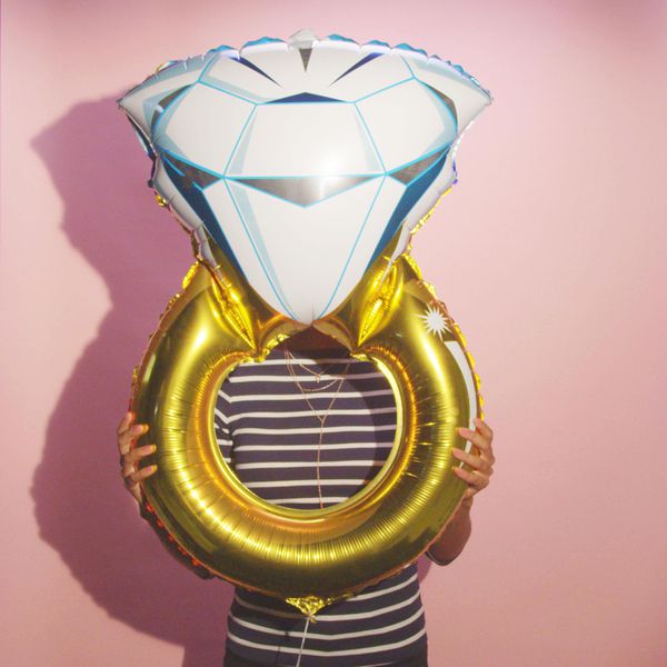 188bet官网88bet官网订婚戒指的气球