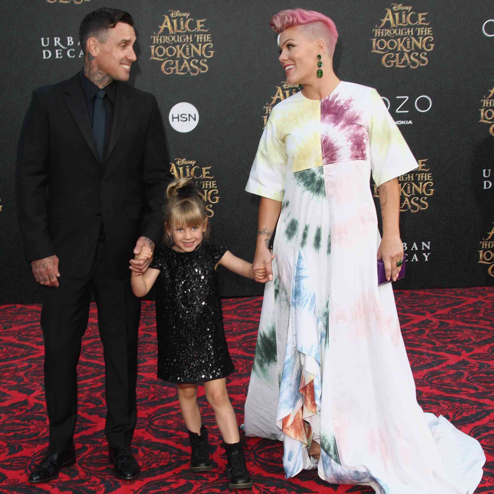 粉红色，凯莉和柳树红地毯