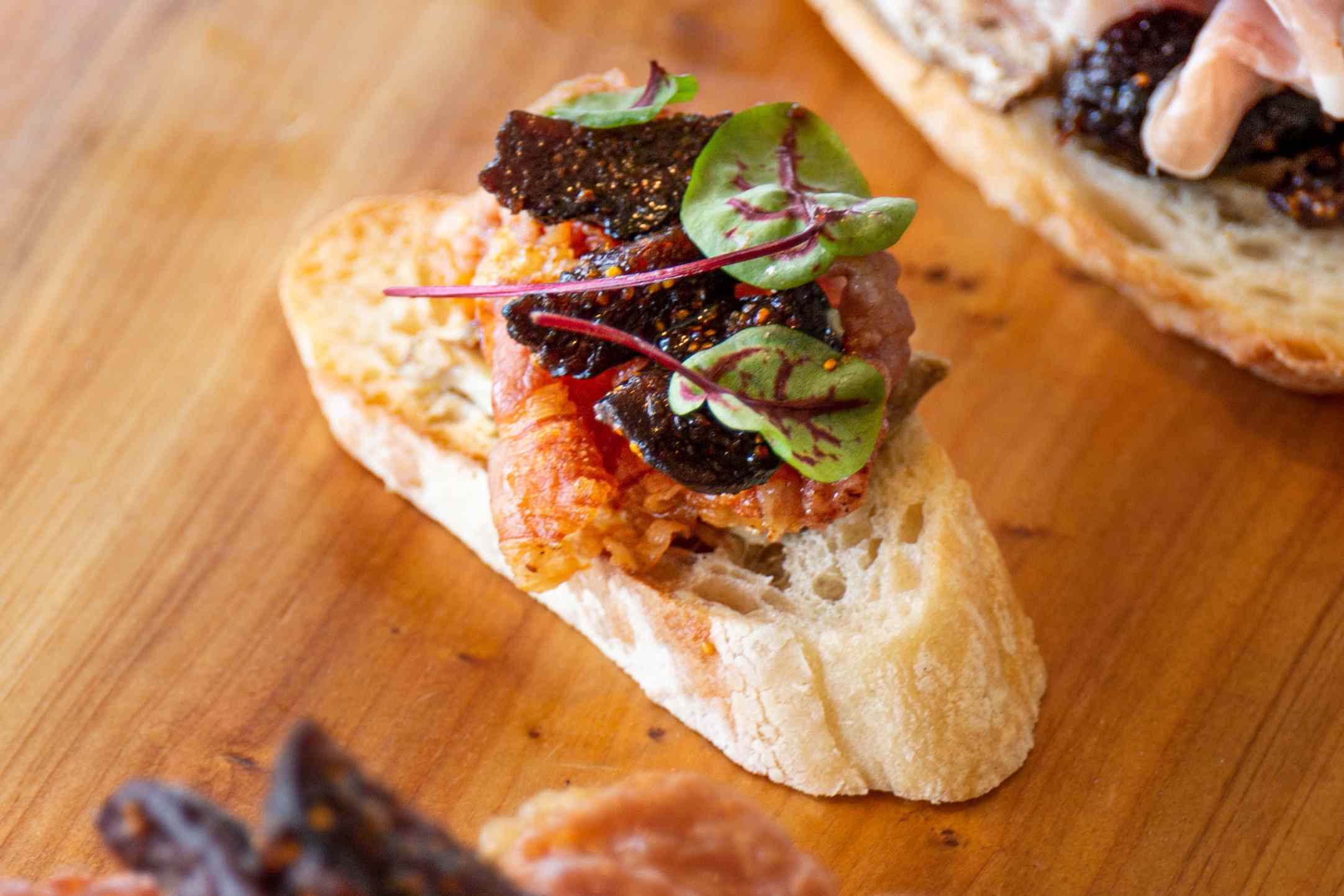 山羊奶酪crostini