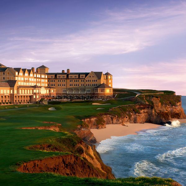 半月湾的丽思卡尔顿酒店