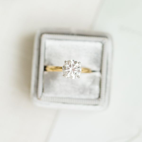 如何清洁黄金首饰