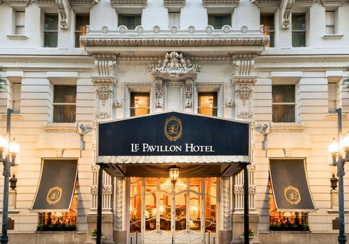 Le Pavillion Hotel New Orelans酒店外观。