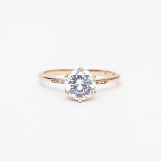 安娜·谢菲尔德回合夏士莲环