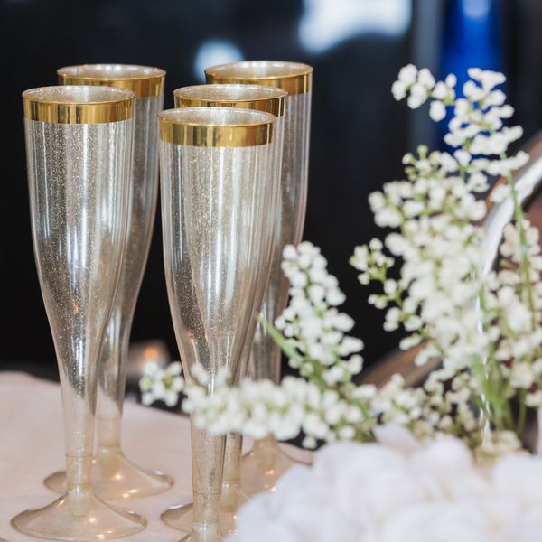 办公室新娘送礼会