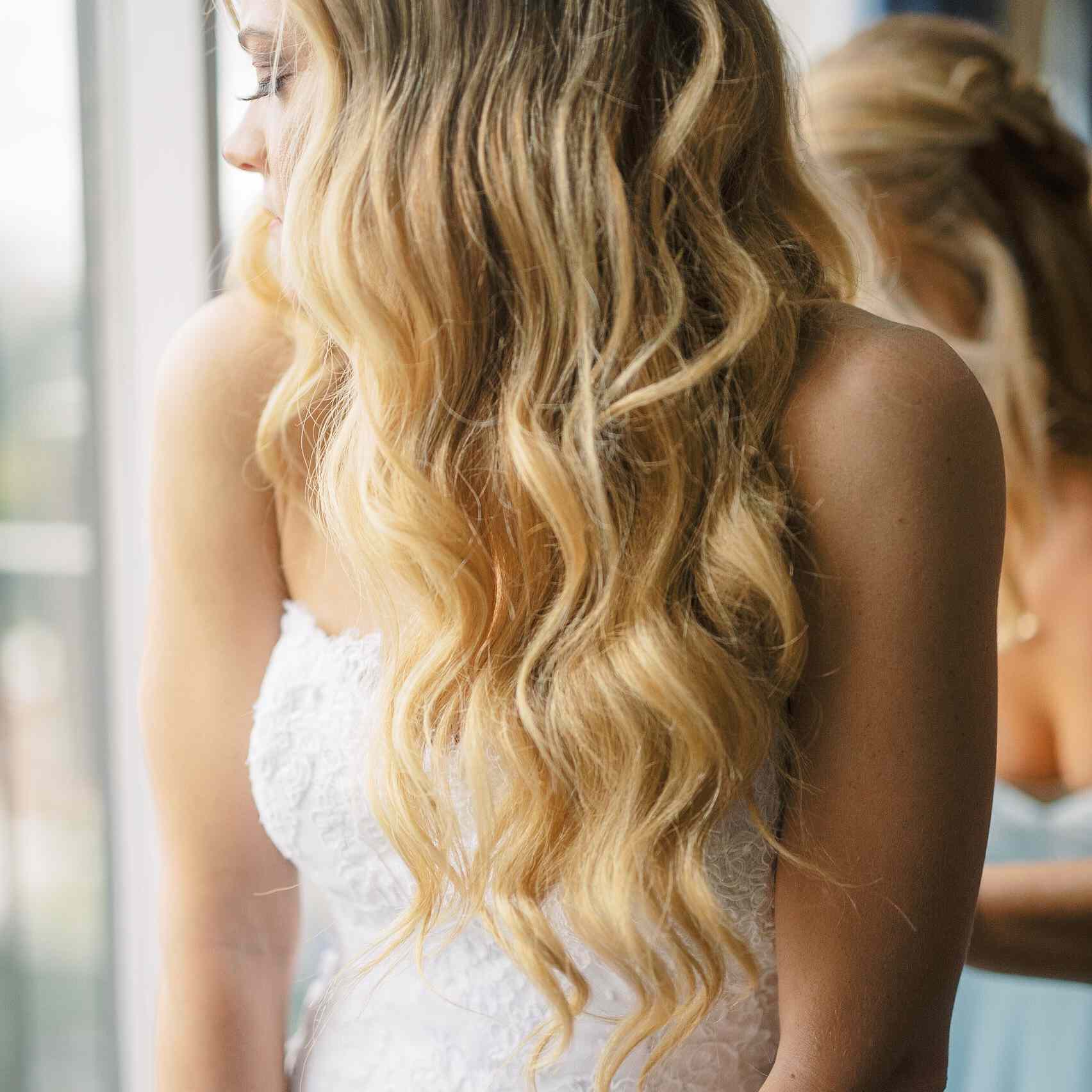 异想天开的萨凡纳婚礼，伴娘拉链新娘礼服