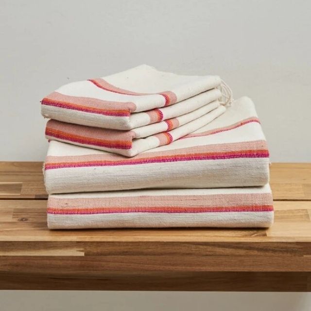 博尔路纺织奥莫浴场