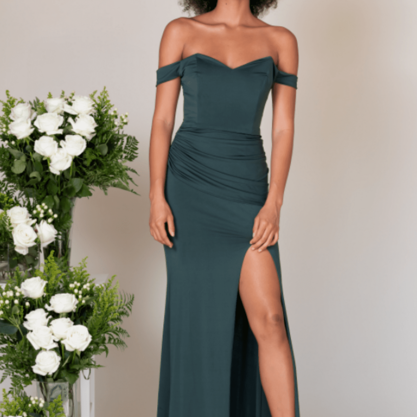 绿色的伴娘礼服