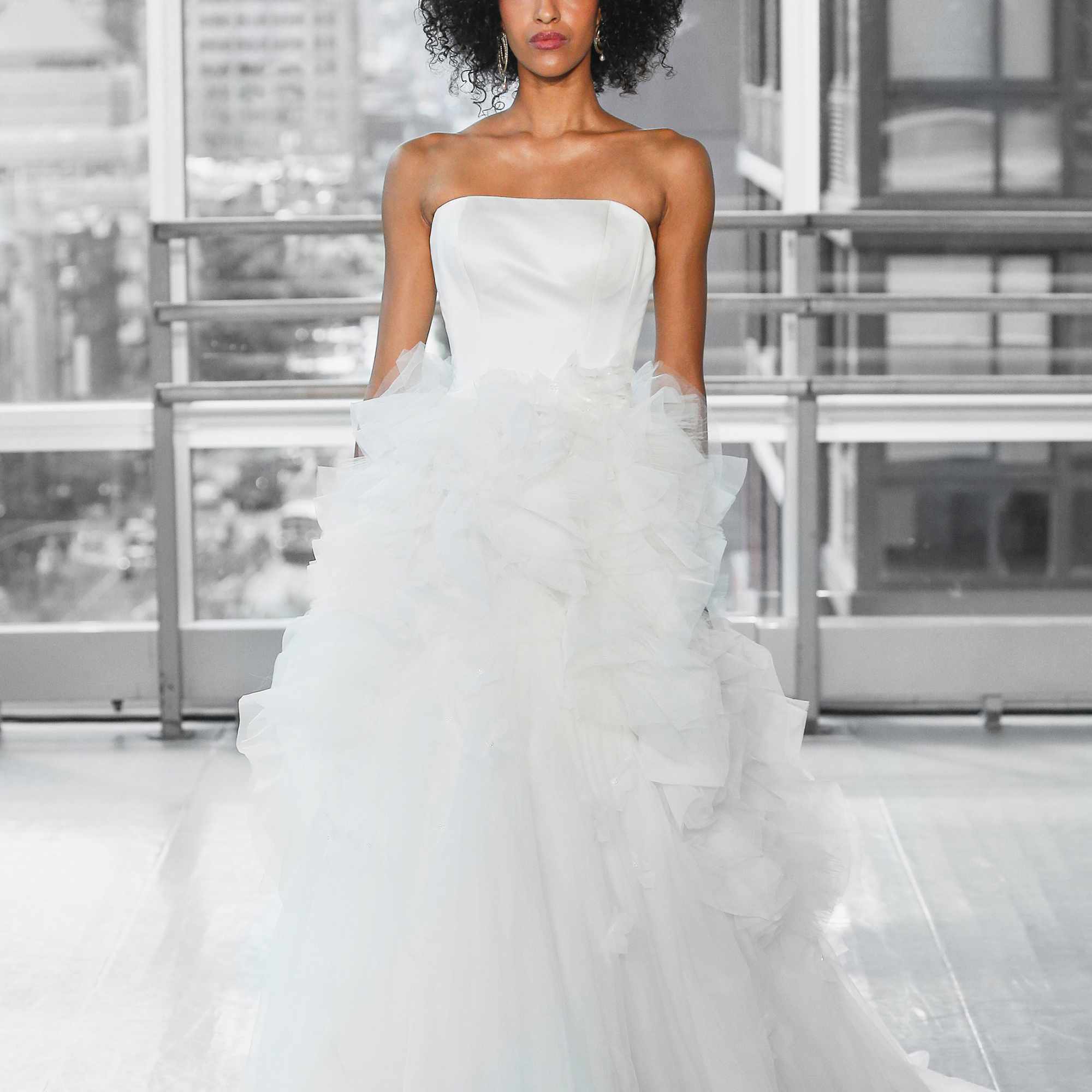 贾斯汀·亚历山大签名婚纱