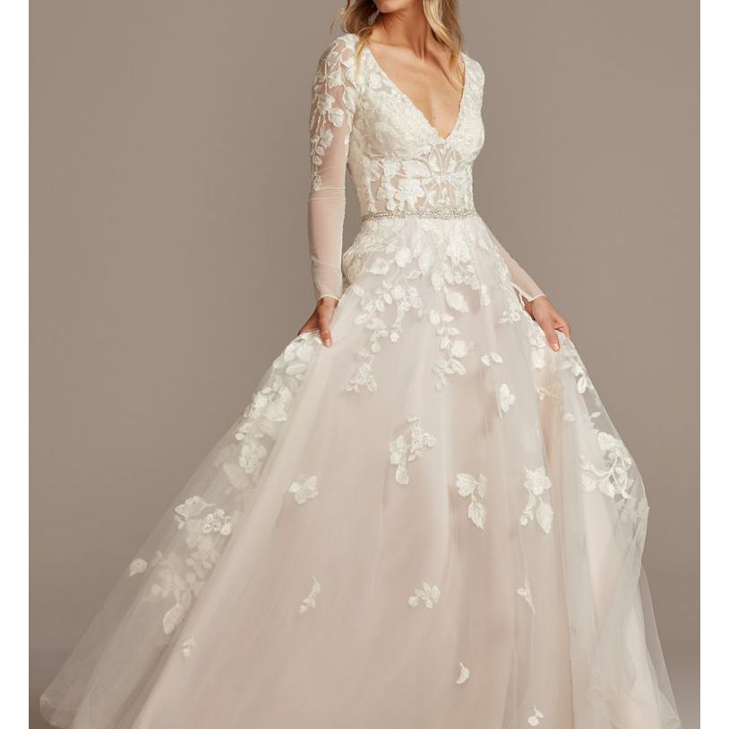 错觉袖低领蕾丝连衣裙