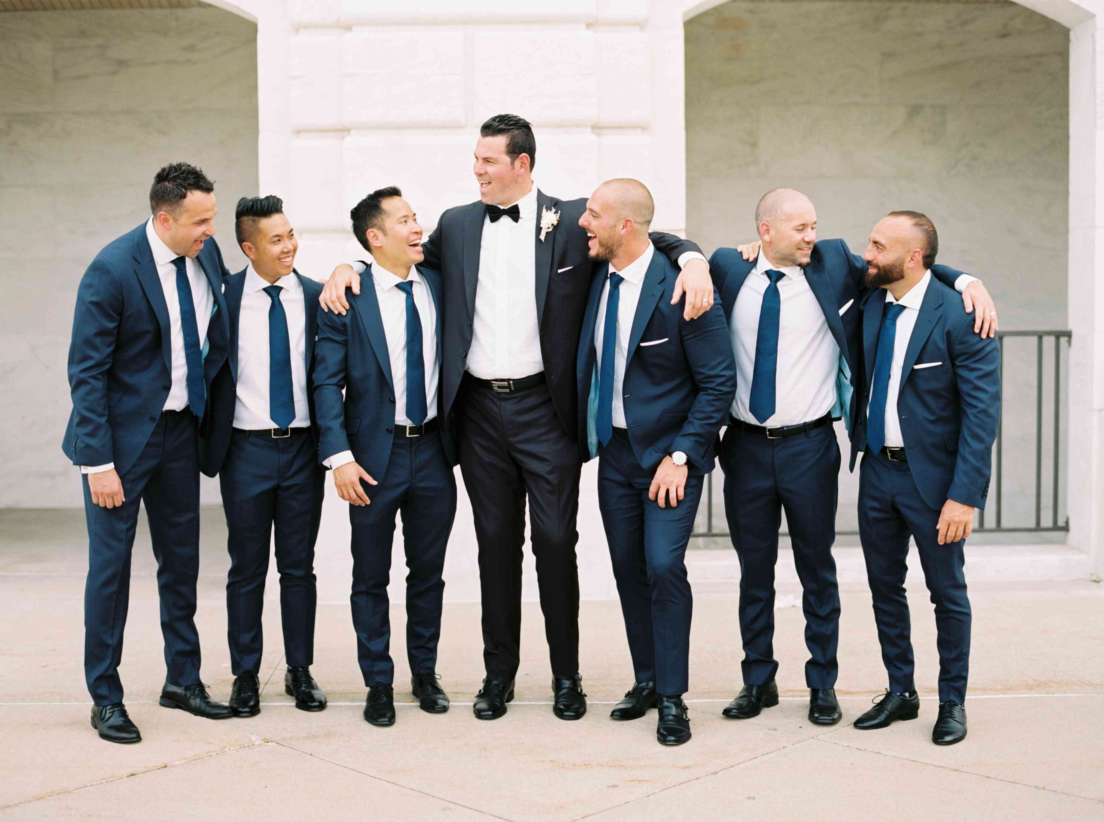 新郎和他的伴郎