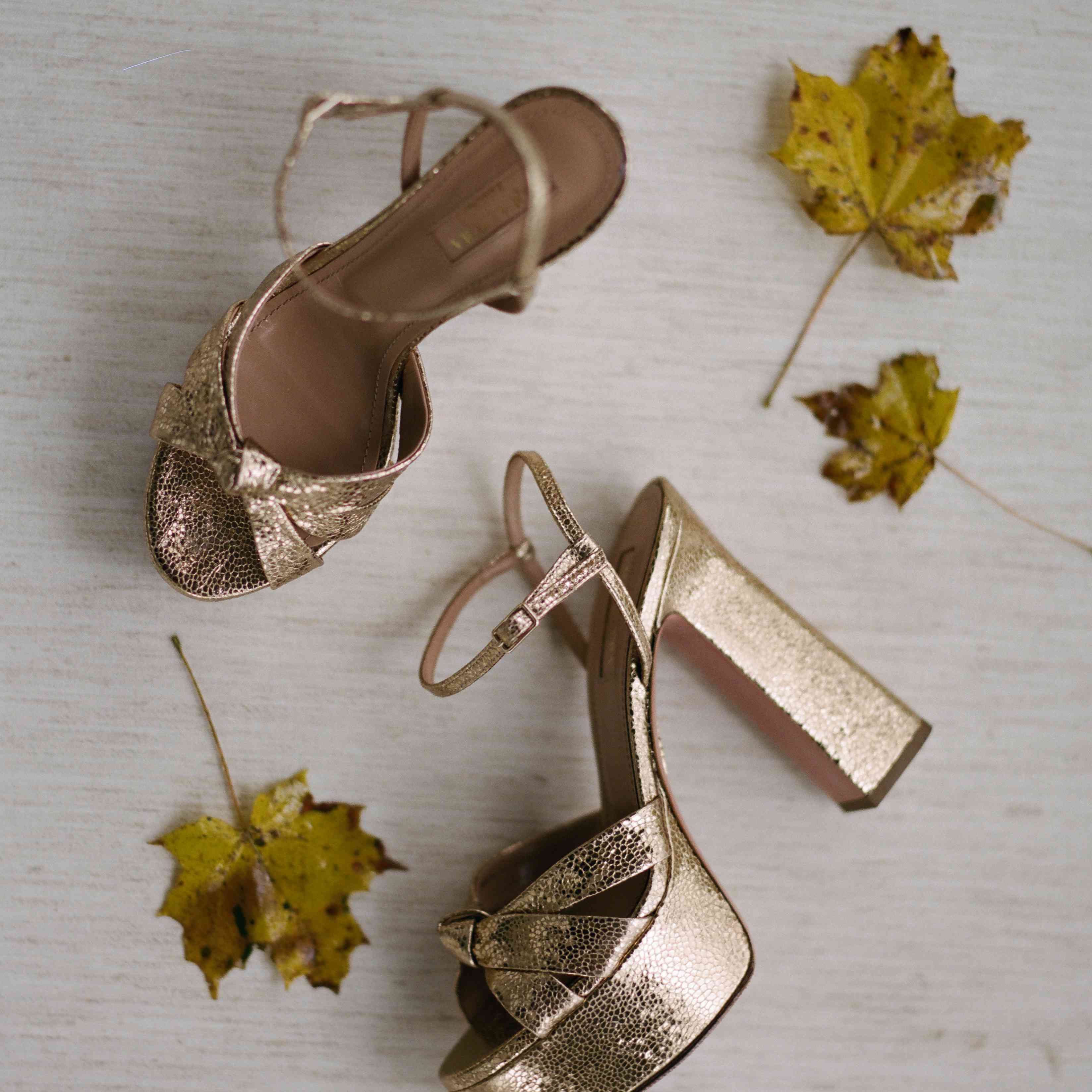 Altuzarra厚底凉鞋