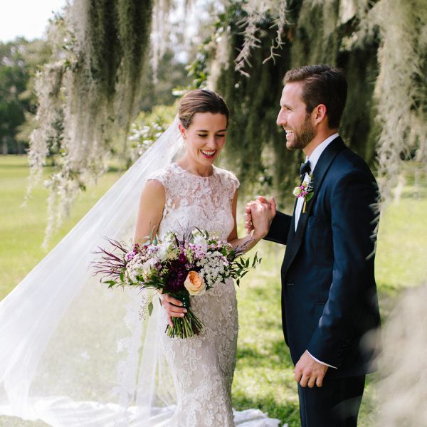 <p>新娘新郎主照<p>