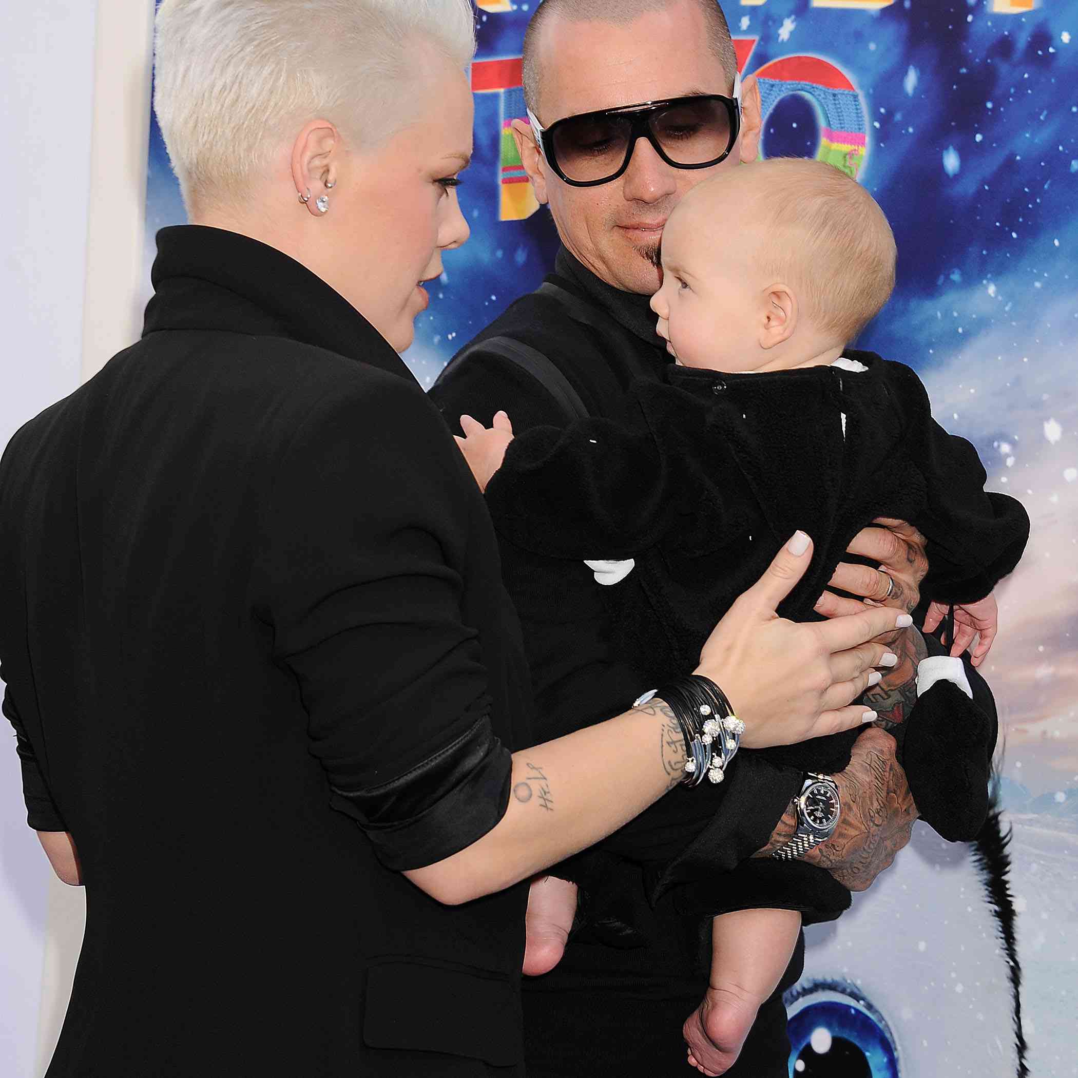 粉红色，凯莉和婴儿柳树