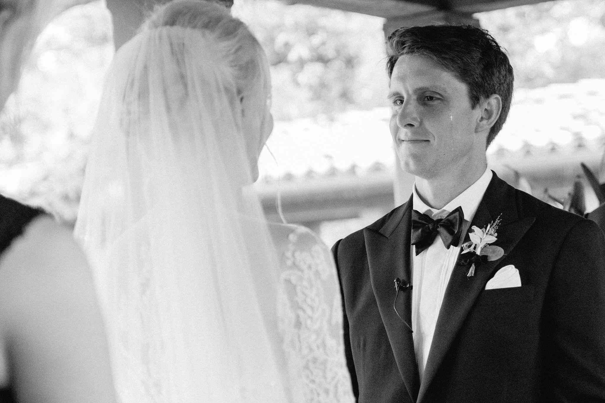 新郎哭了“class=