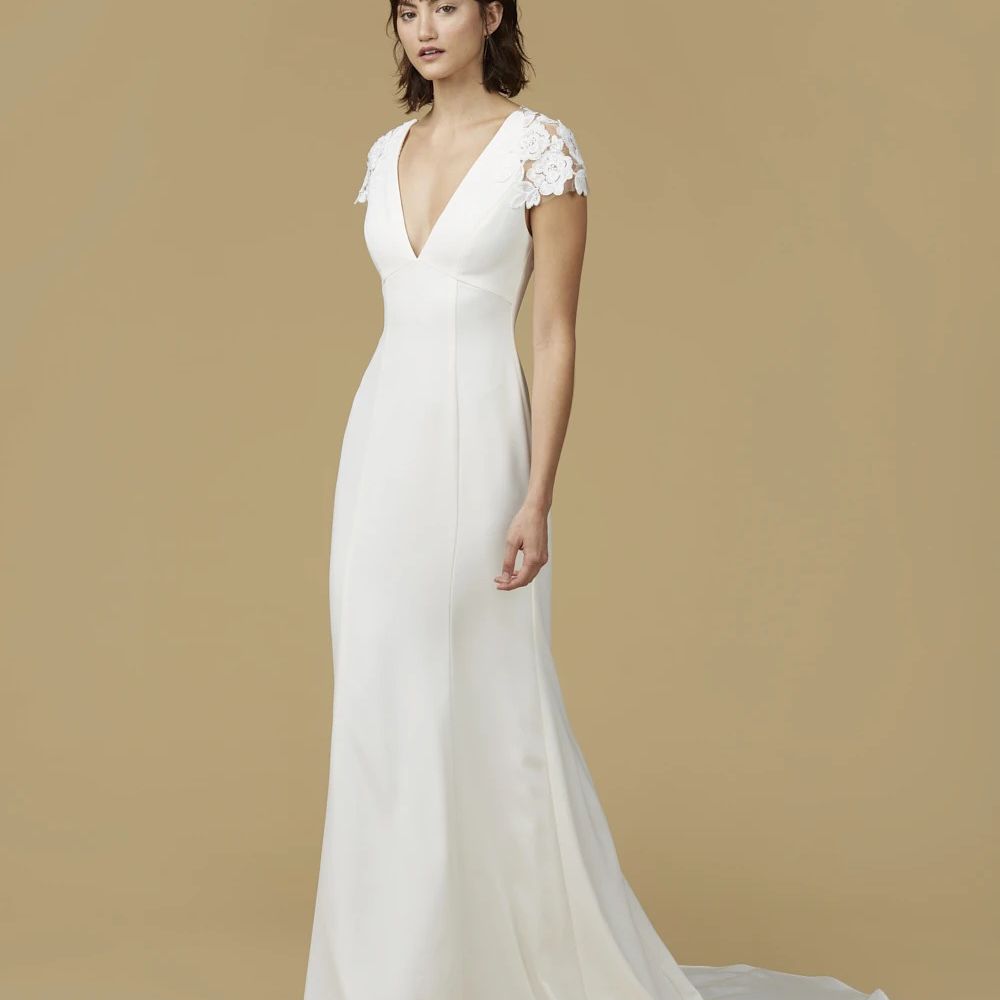 中篇小说Amsale“阿曼达”换装