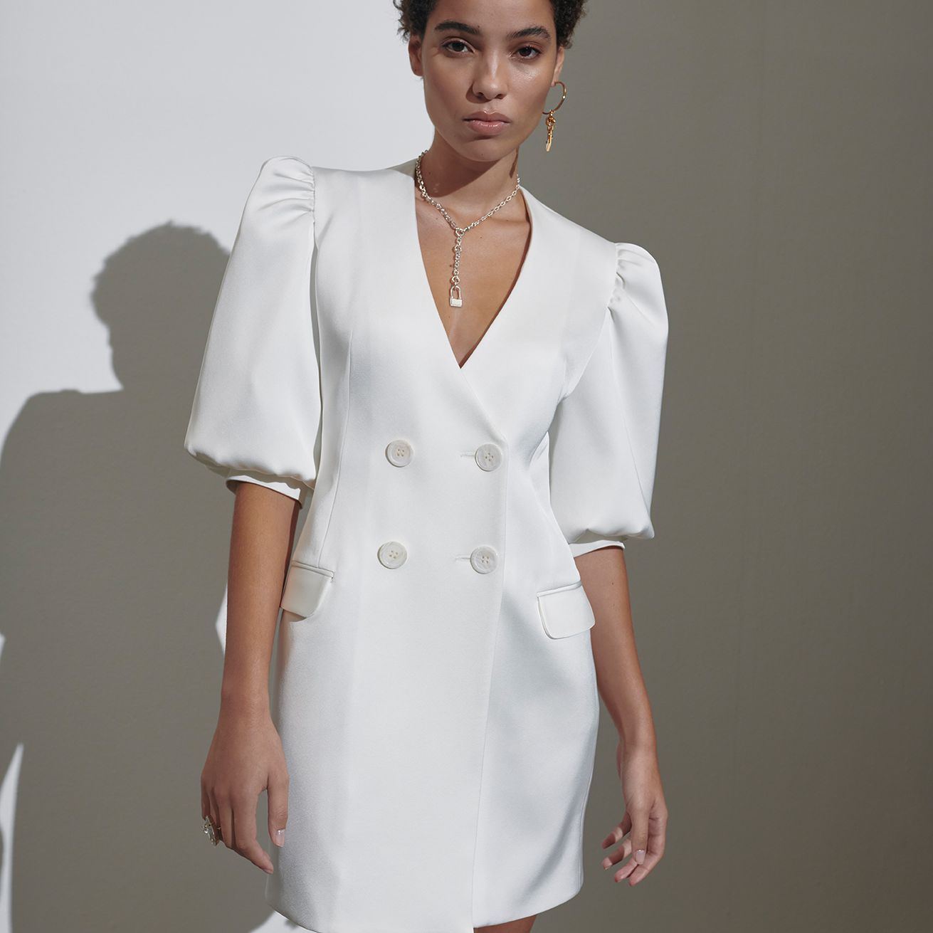 蓬松的外套衣服