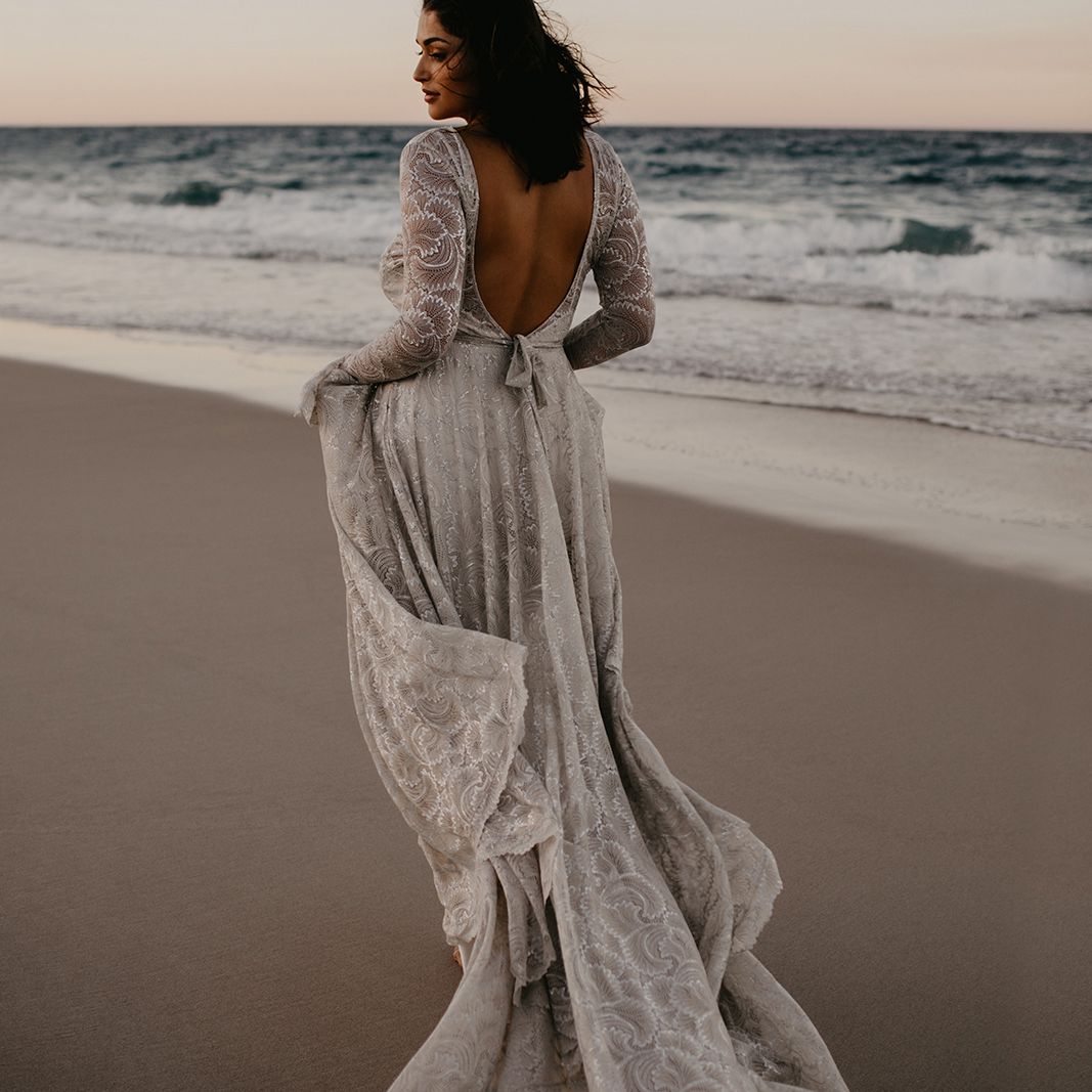 Bea Champagne长袖缀饰婚纱礼服