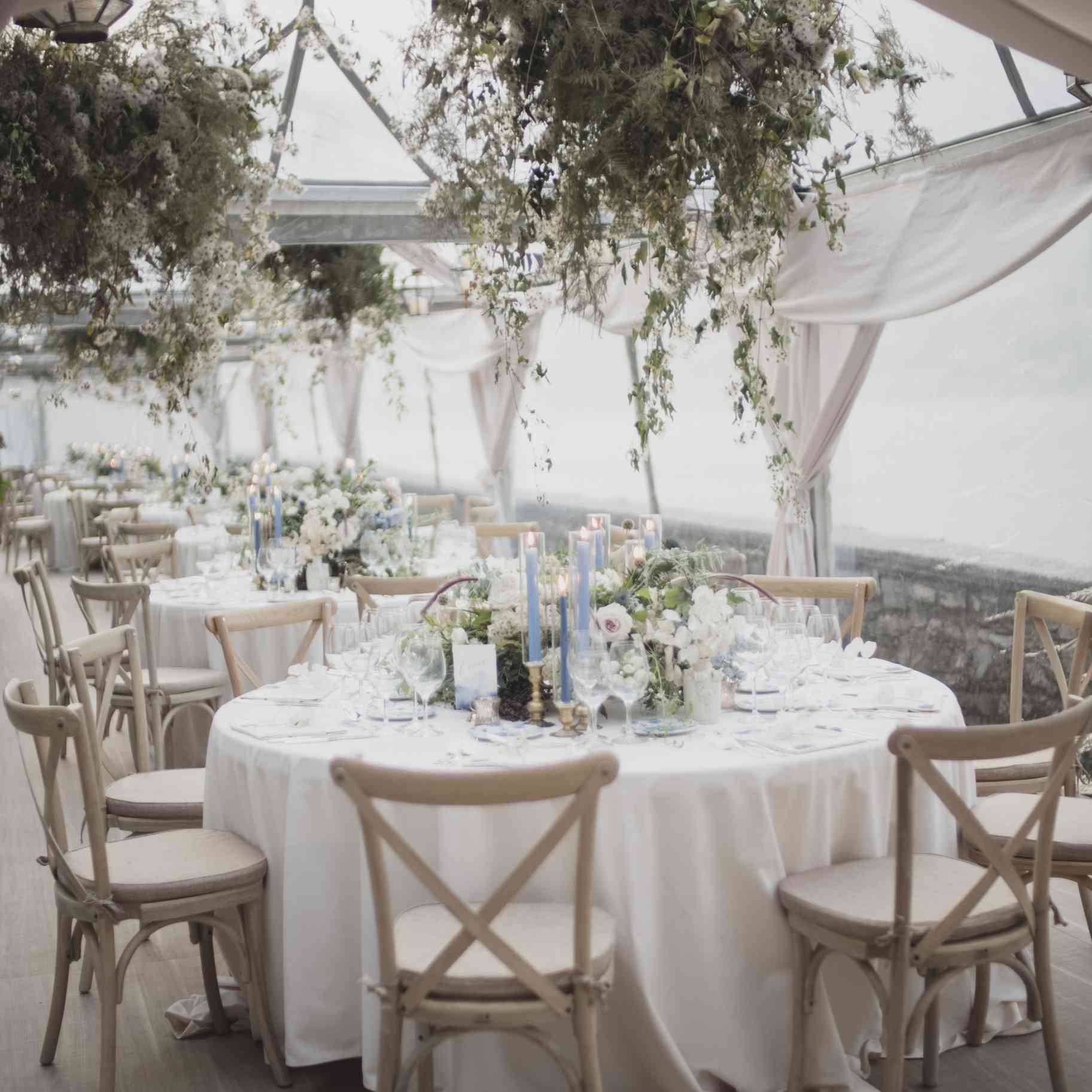 浪漫的科莫湖的婚礼，中性接待休息